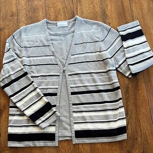 Croft & Barrow Women's Gray Striped Cardigan